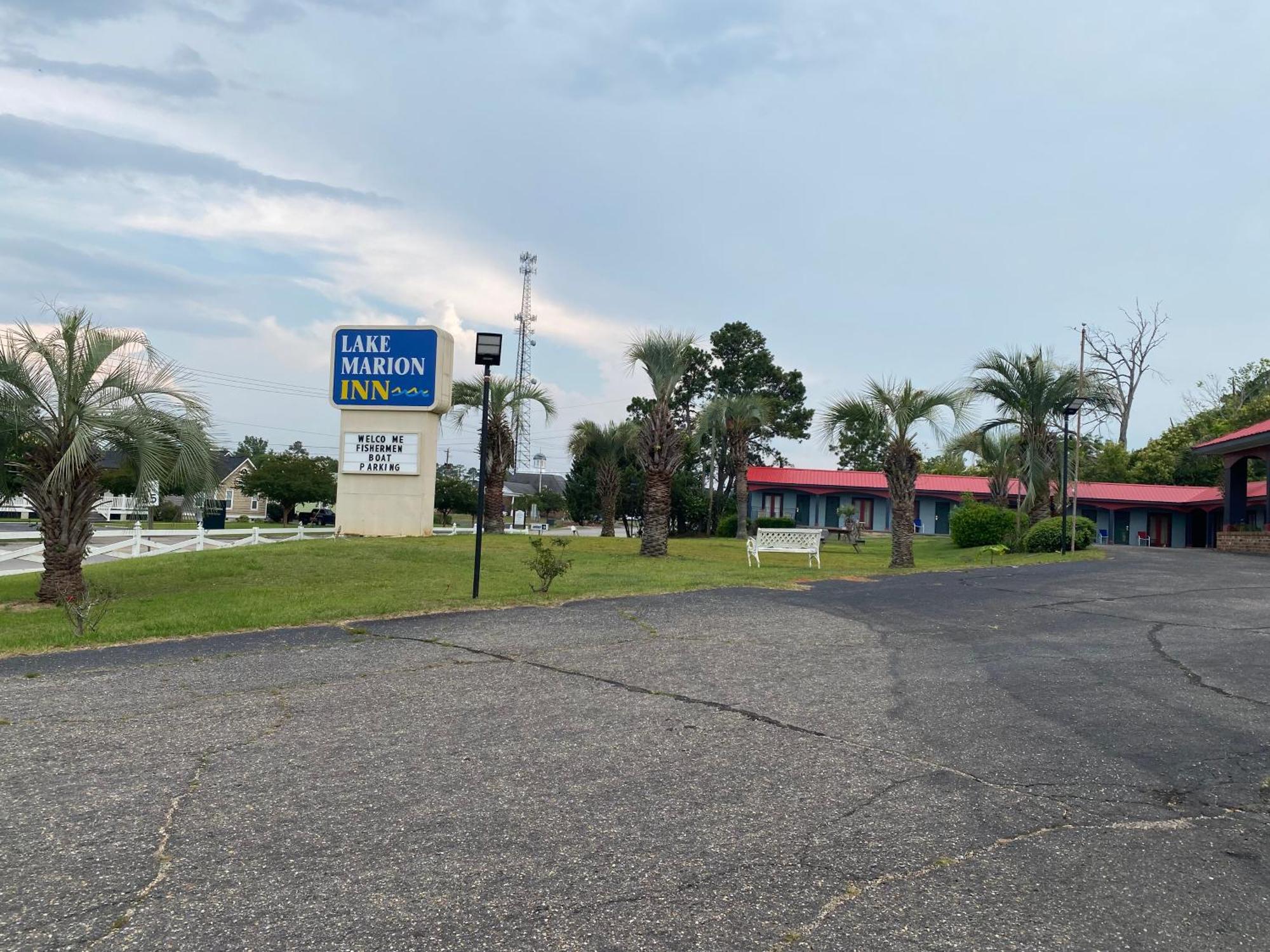 Lake Marion Inn Santee Esterno foto
